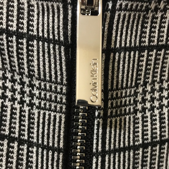 Calvin Klein
Belted Stretch Midi Dress - Picture 9 of 13